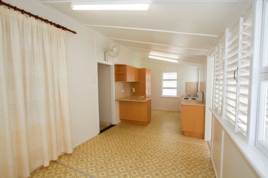 6 Hirst Street, HERMIT PARK QLD 4812, Hermit Park - Thumbnail 3
