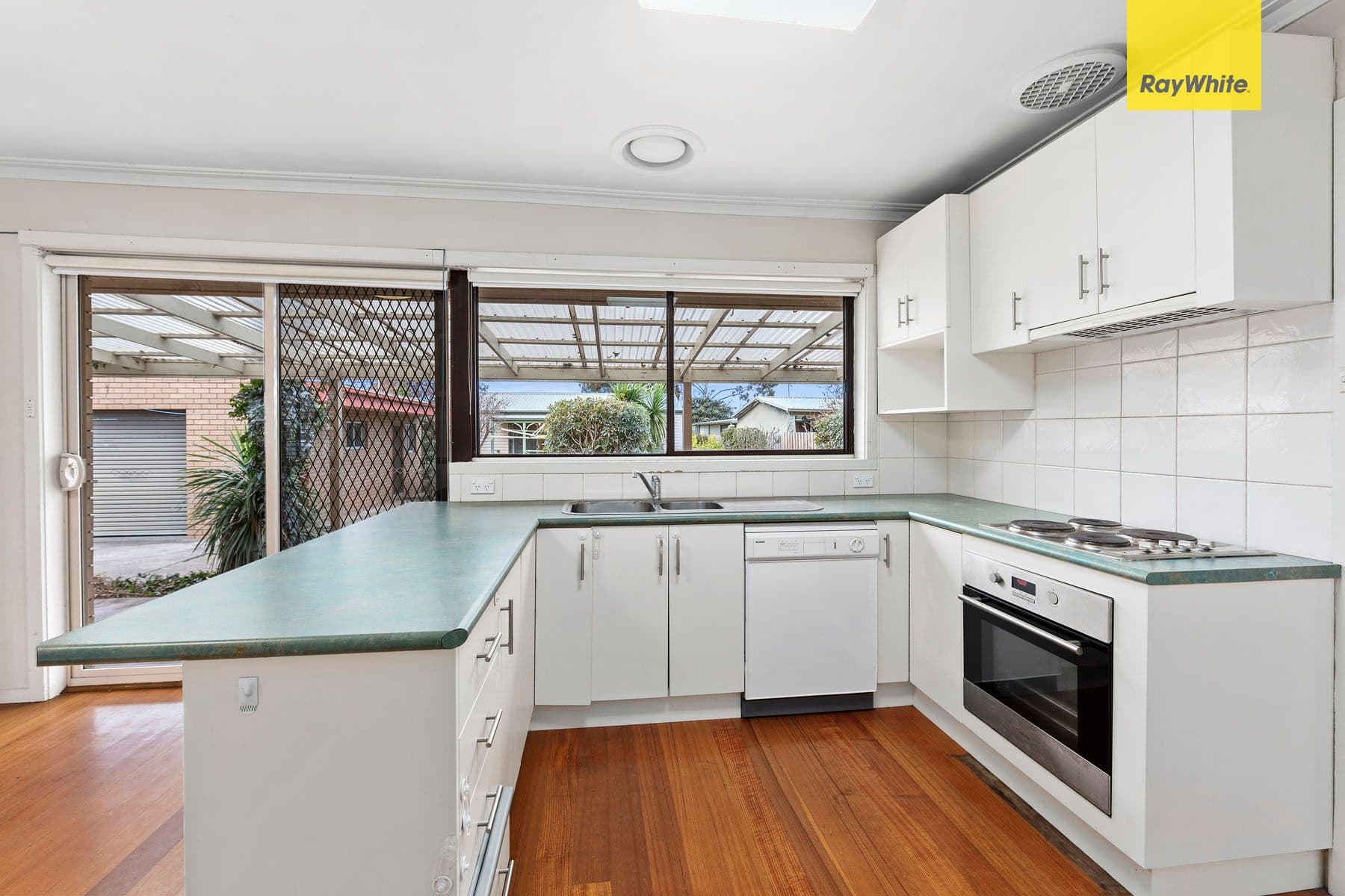 2 Cox Street, St Albans VIC 3021, St Albans - Thumbnail 5