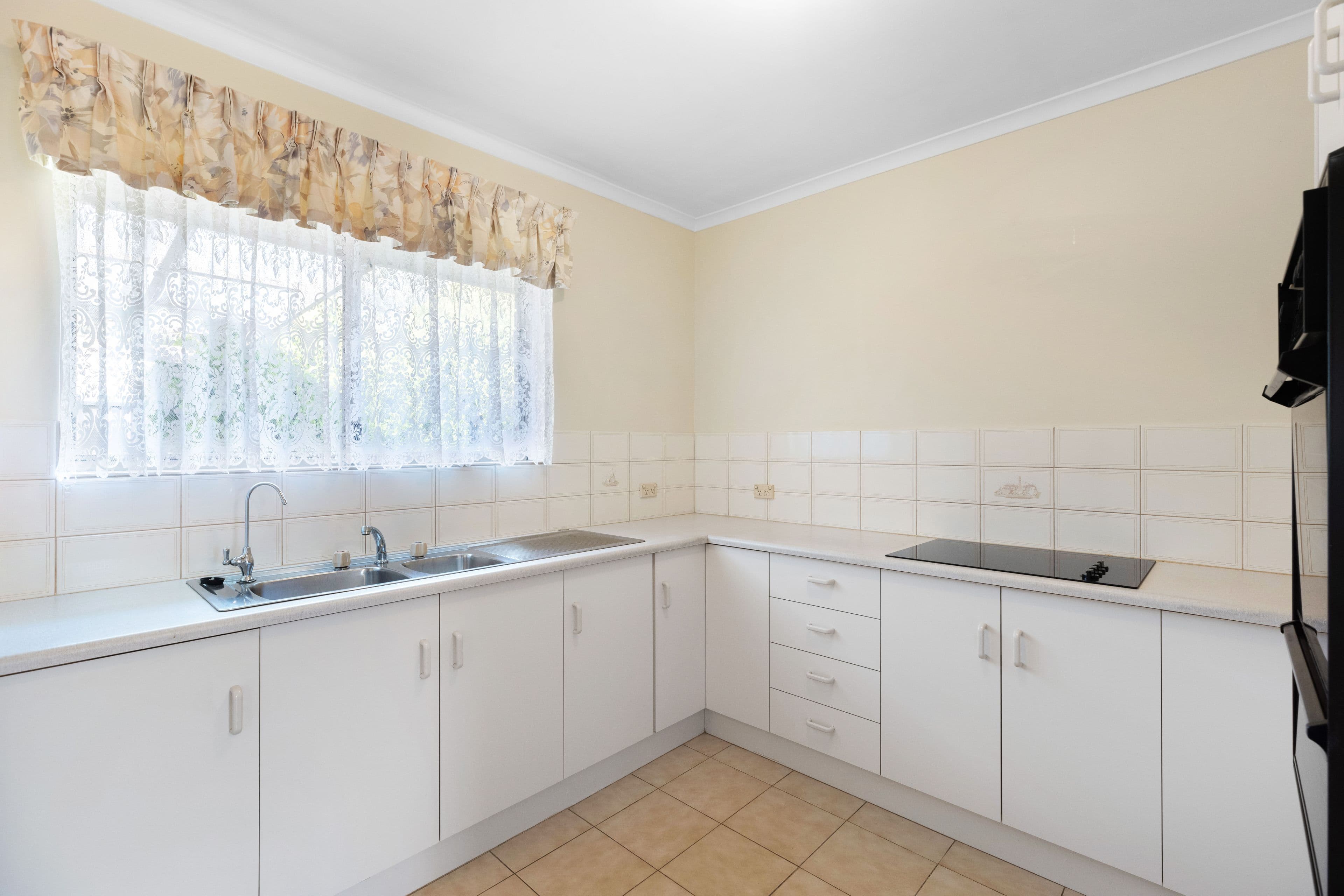 3 Ramrod Avenue, Hallett Cove SA 5158, Hallett Cove - Thumbnail 8
