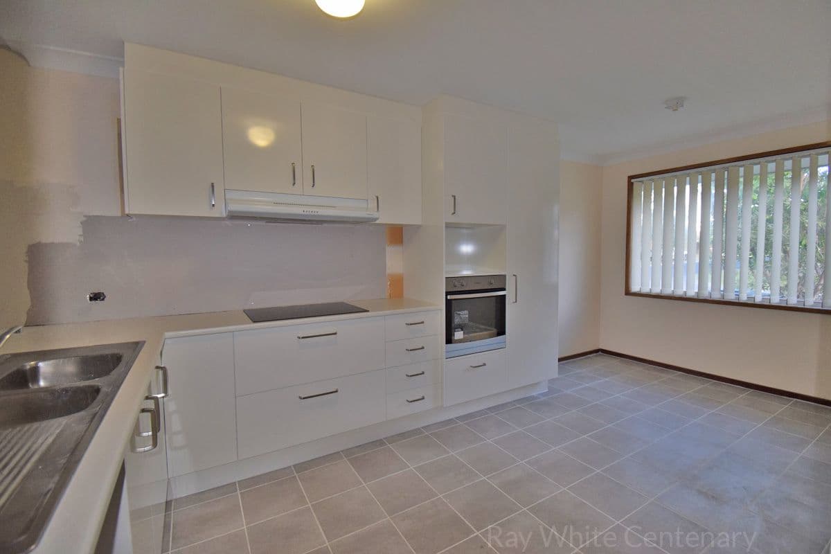 1 Hercules Place, Sinnamon Park QLD 4073, Sinnamon Park - Thumbnail 3