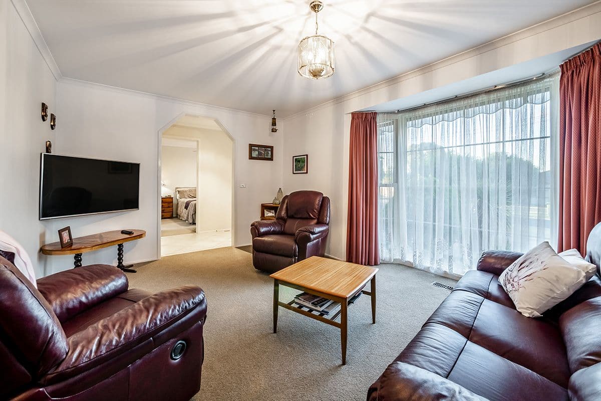 4 Hazlitt Court, Cranbourne VIC 3977, Cranbourne - Thumbnail 4