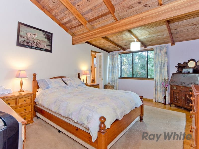 17 Highcrest Street, Ocean View QLD 4521, Ocean View - Thumbnail 6