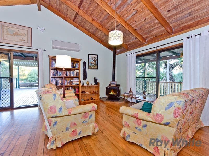 17 Highcrest Street, Ocean View QLD 4521, Ocean View - Thumbnail 8
