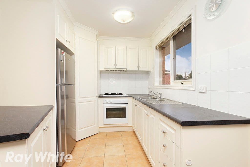 36 Sinclair Road, Bayswater VIC 3153, Bayswater - Thumbnail 2