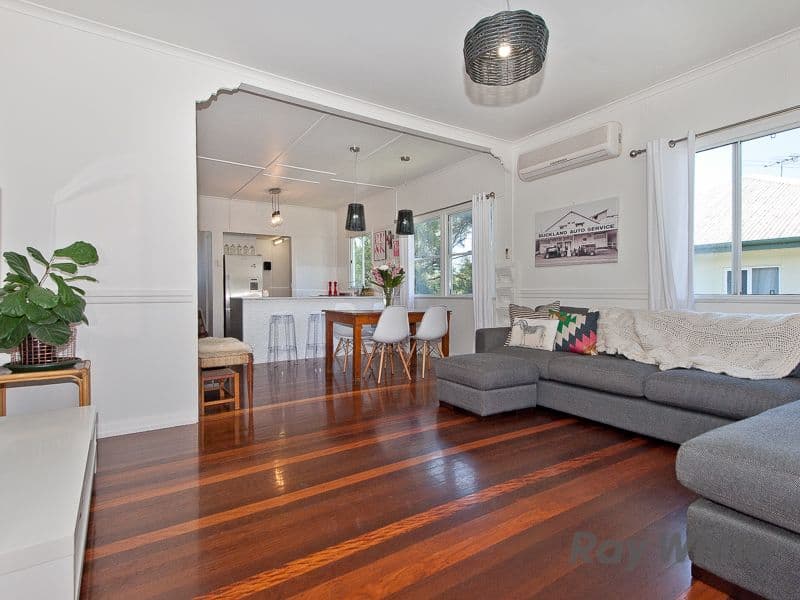 565 Stafford Road, Stafford QLD 4053, Stafford - Thumbnail 2