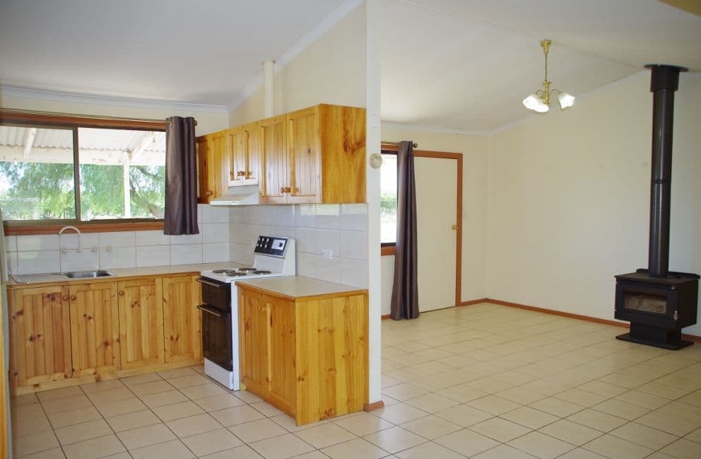 343 Eighth Street, Renmark SA 5341, Renmark North - Thumbnail 3