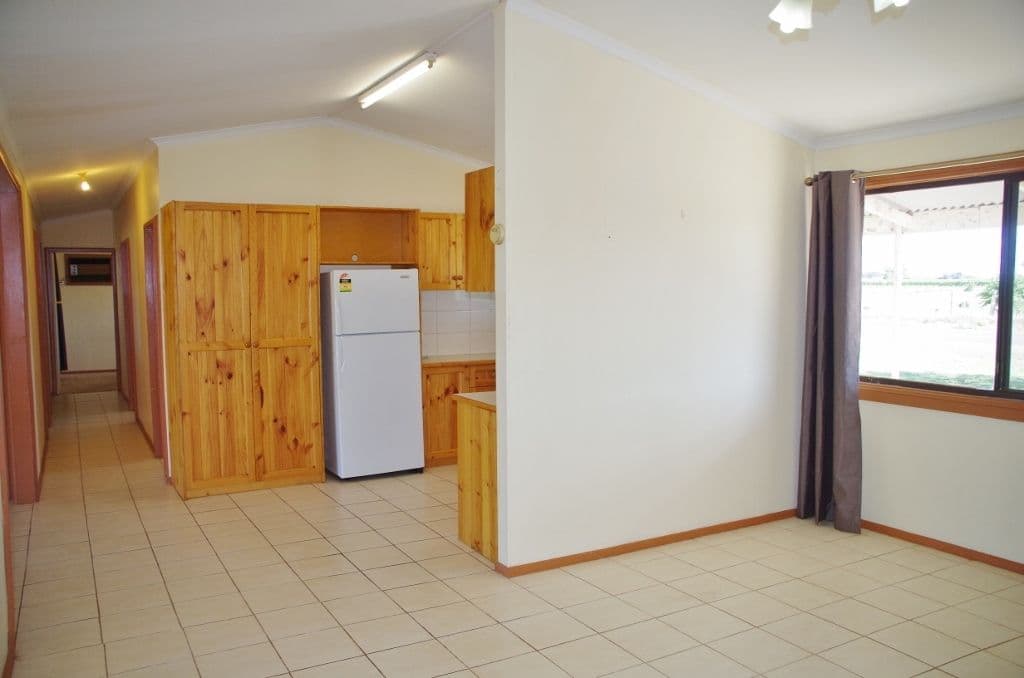 343 Eighth Street, Renmark SA 5341, Renmark North - Thumbnail 5