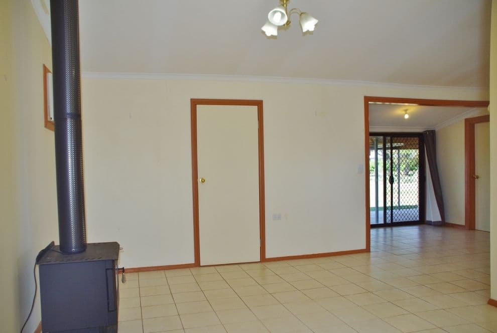 343 Eighth Street, Renmark SA 5341, Renmark North - Thumbnail 6