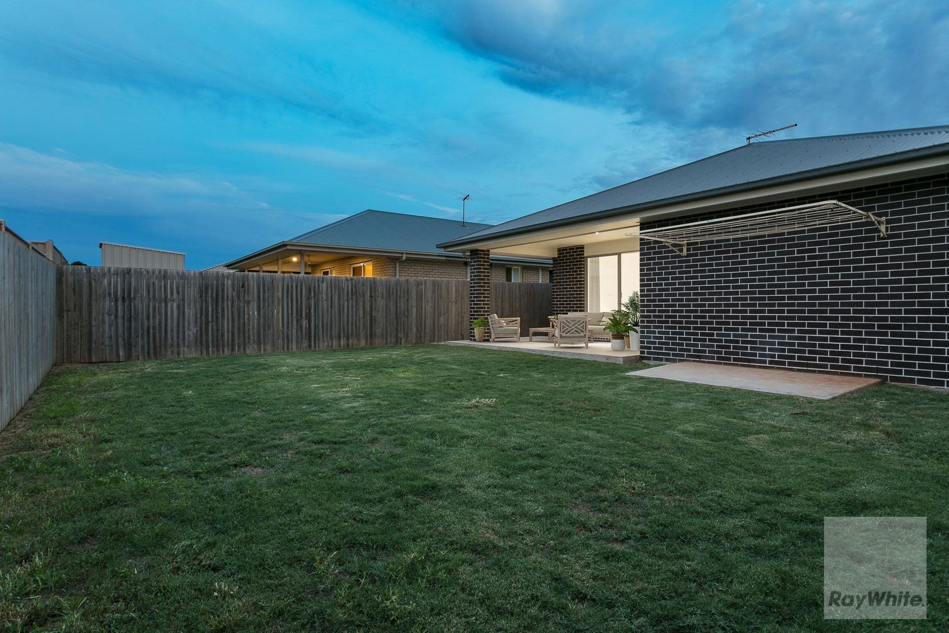 14 Maree Place, Redland Bay QLD 4165, Redland Bay - Thumbnail 3