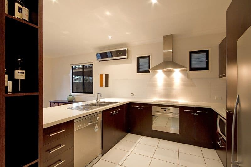 56  Stanton Street, CANNON HILL QLD 4170, Cannon Hill - Thumbnail 3