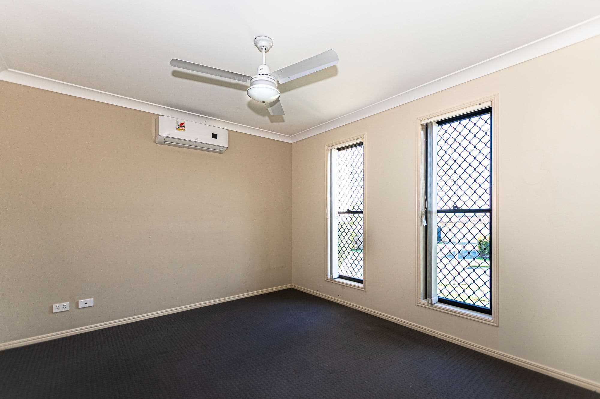 38 Somerwil Crescent, Bellbird Park QLD 4300, Bellbird Park - Thumbnail 4
