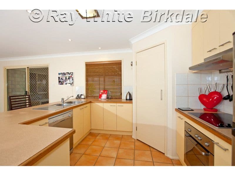 8 Moonlight Place, CAPALABA QLD 4157, Capalaba - Thumbnail 2