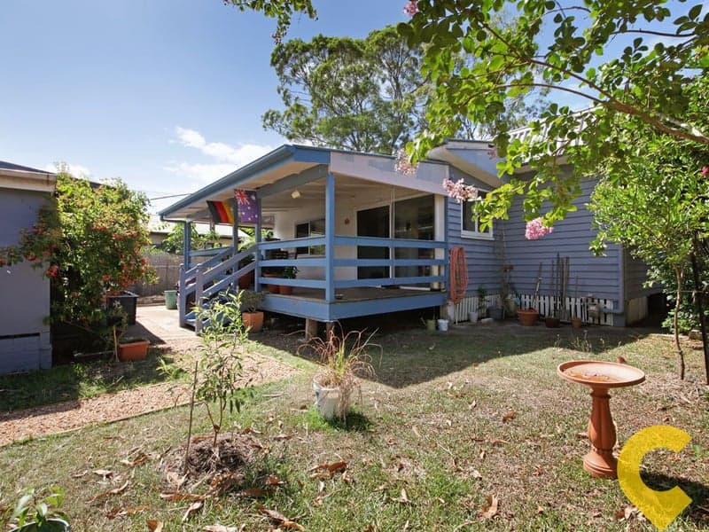 115 Hoskins Street, Sandgate - Thumbnail 5