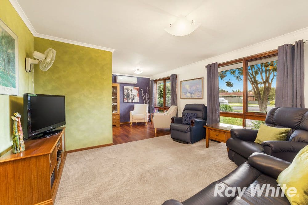 6 Canary Court, Mill Park VIC 3082, Mill Park - Thumbnail 2