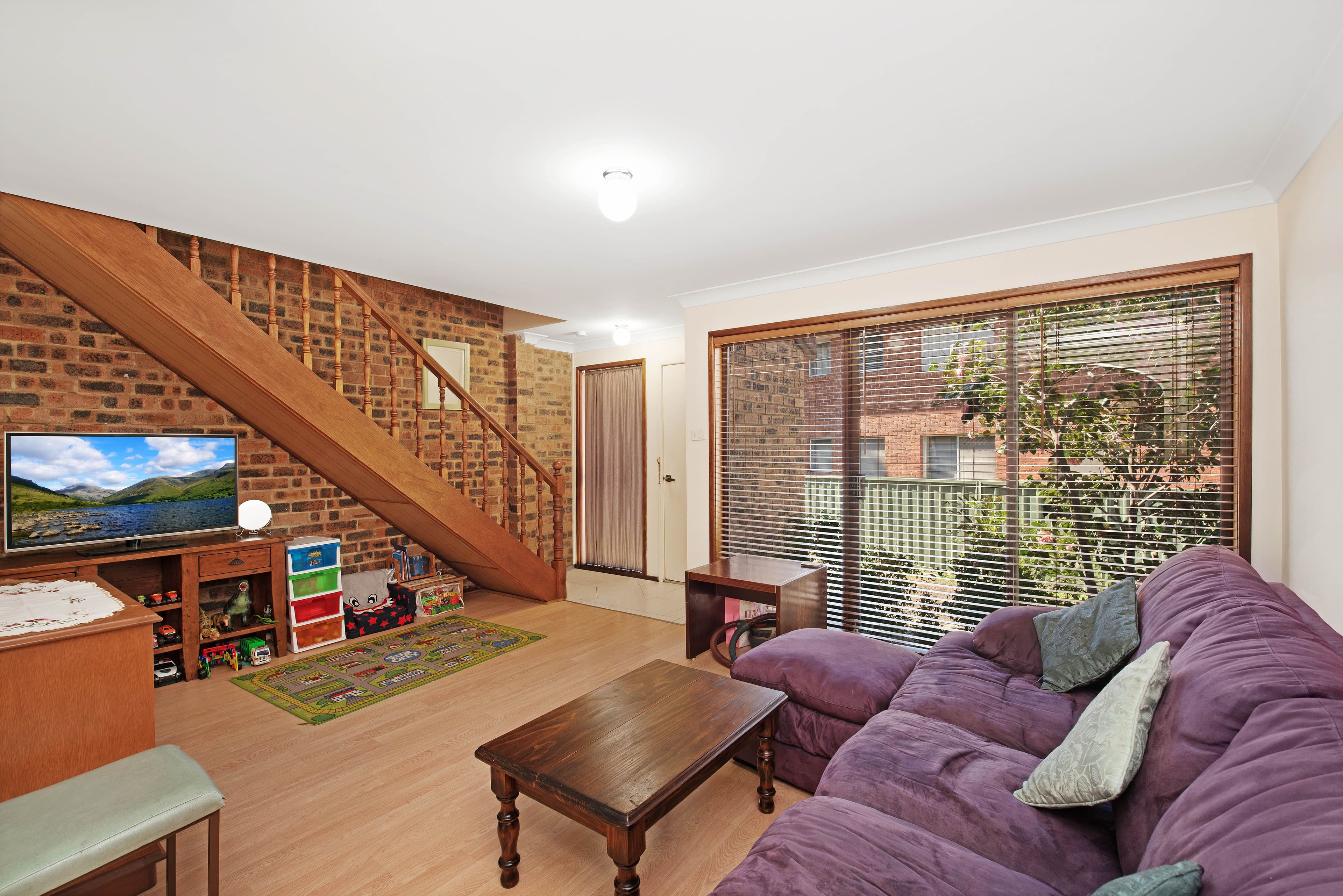 14 Lobelia Close, Metford - Thumbnail 2