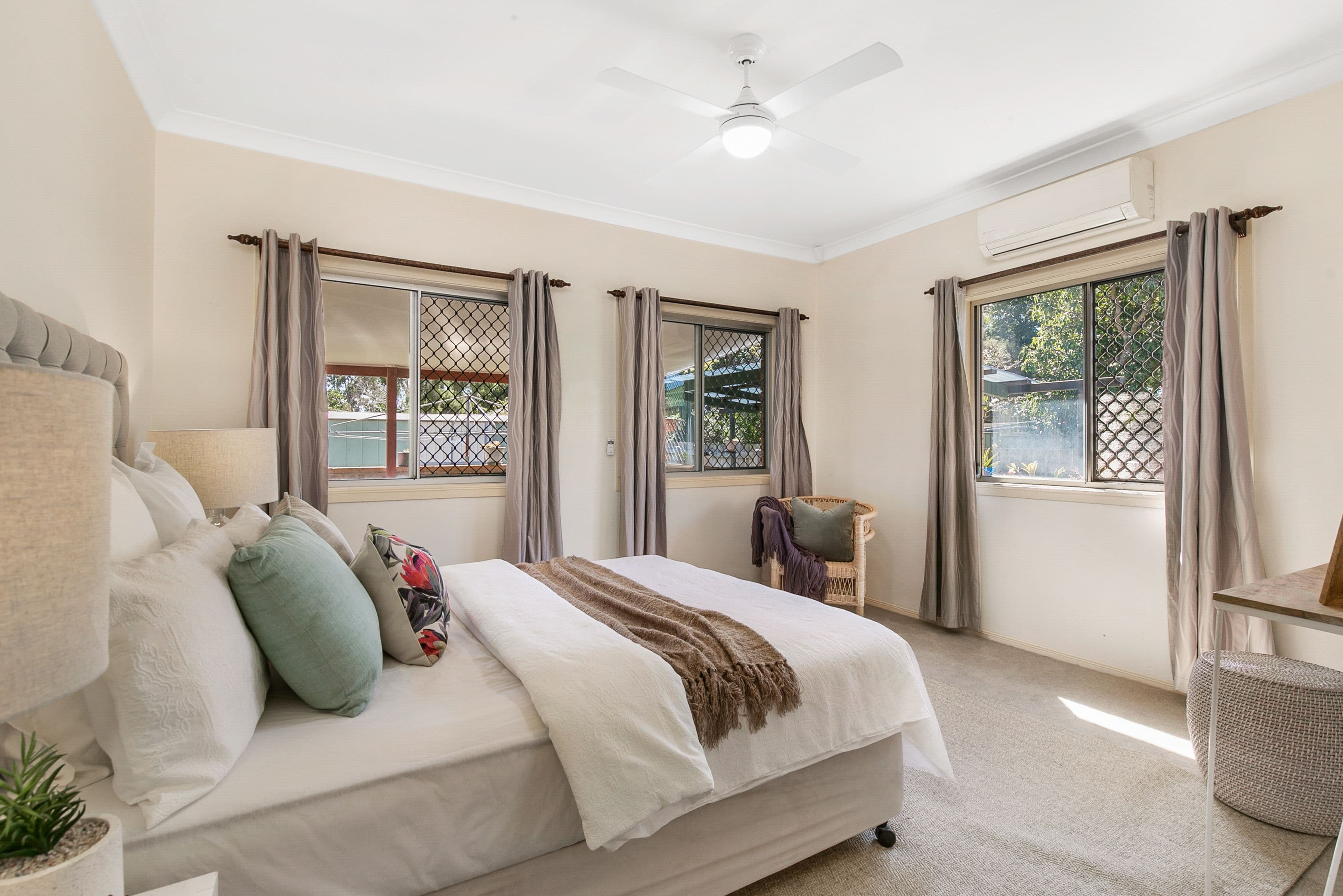172 Oates Avenue, Holland Park QLD 4121, Holland Park - Thumbnail 3