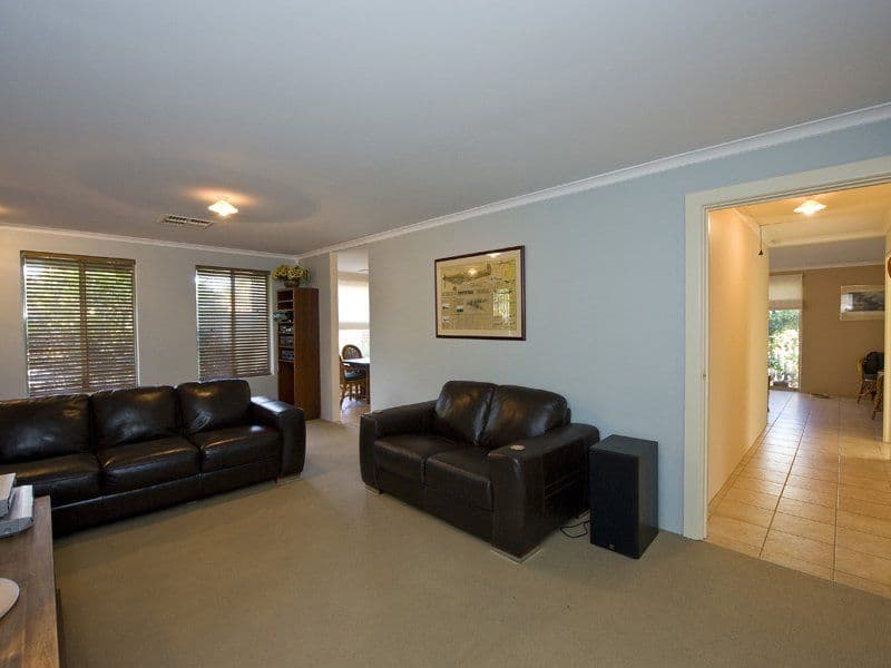 95 Kitchener Avenue, VICTORIA PARK WA 6100, Victoria Park - Thumbnail 2