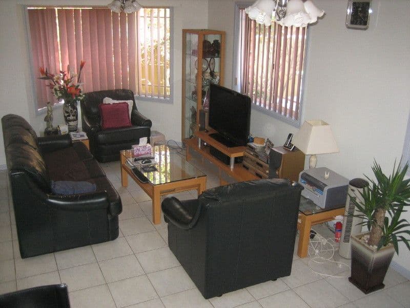 17 Guthrie Parade, Carrara, QLD, 4211, Carrara - Thumbnail 2
