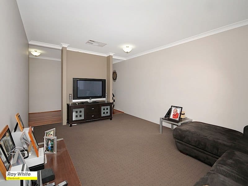10 Kirkley Pass, AVELEY WA 6069, Aveley - Thumbnail 8