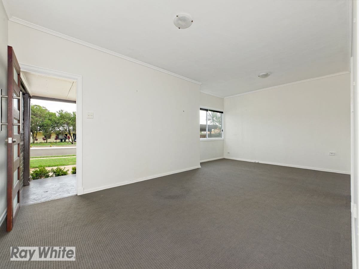 15 Griffith Road, Scarborough QLD 4020, Scarborough - Thumbnail 3