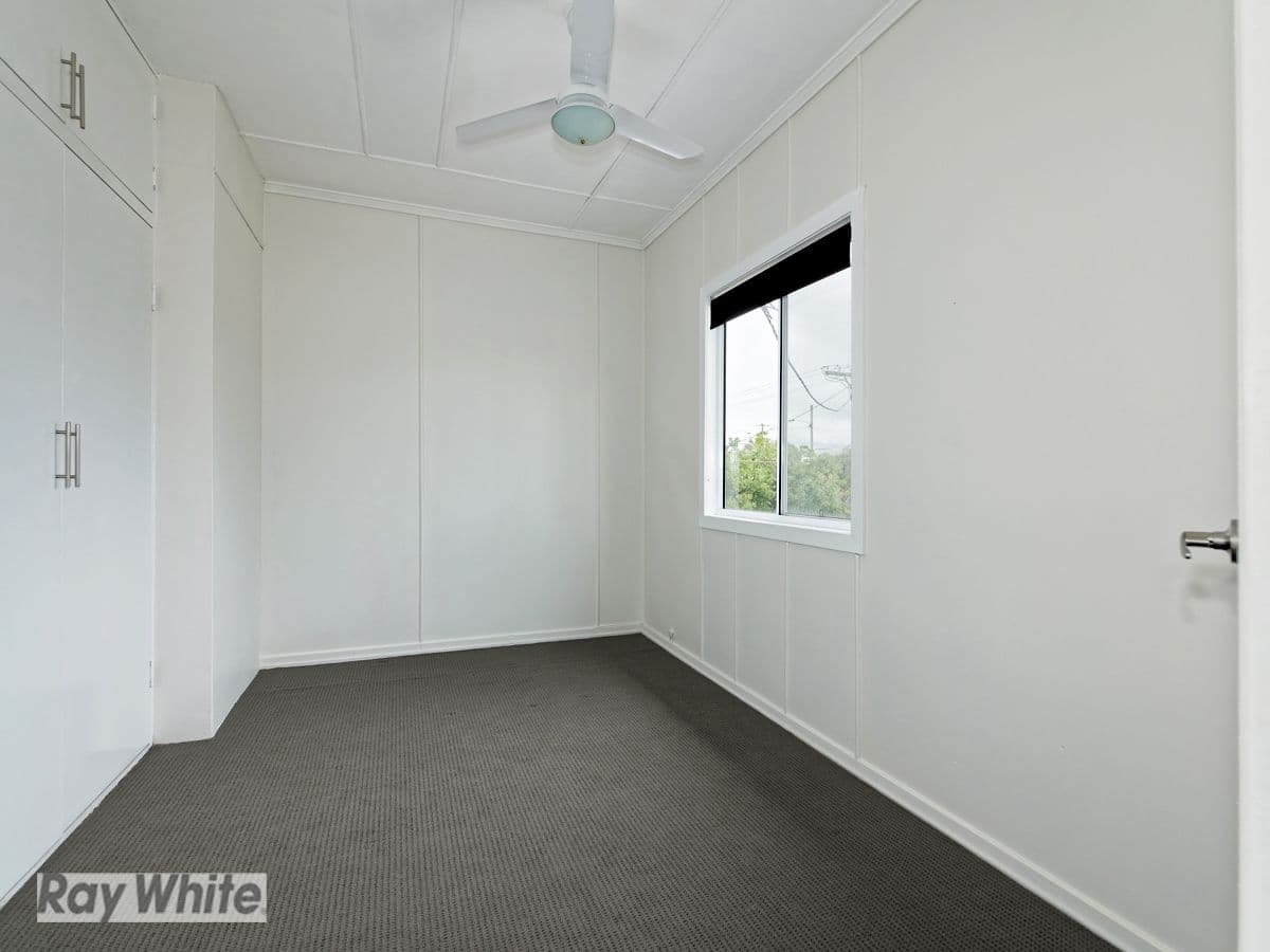 15 Griffith Road, Scarborough QLD 4020, Scarborough - Thumbnail 8