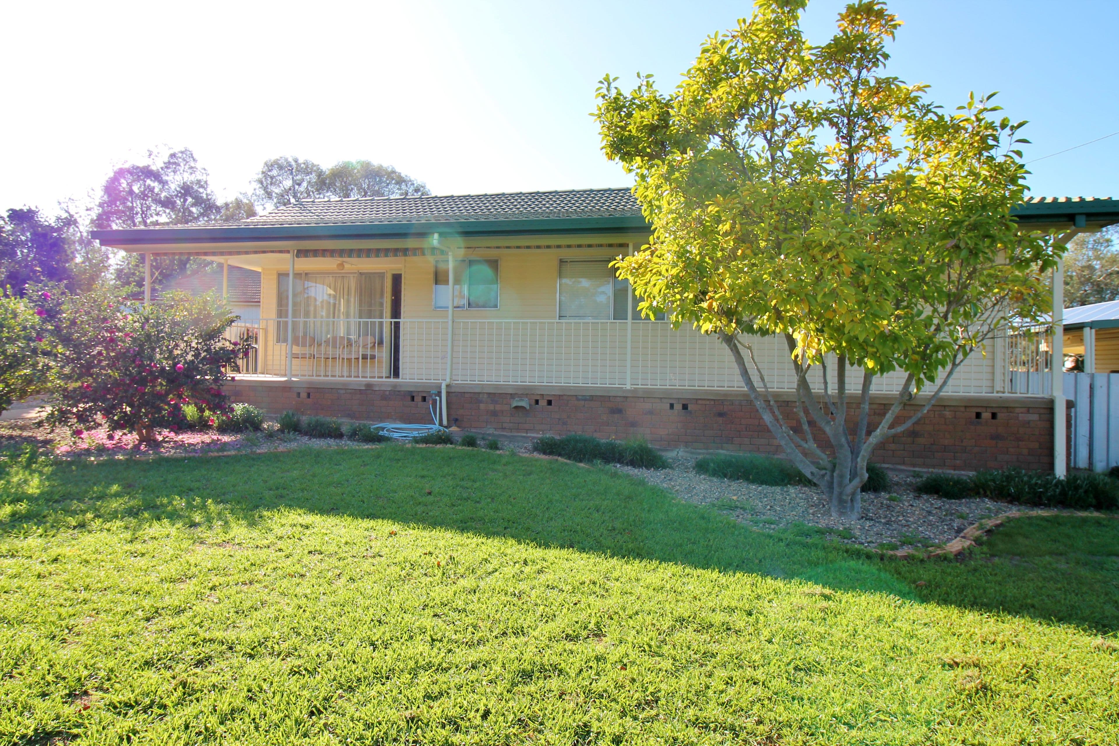 31 Blackett Avenue, Young NSW 2594, Young - Image 1