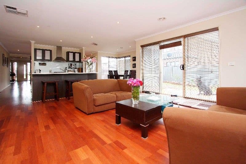 17 Heysen Park Way, CAROLINE SPRINGS VIC 3023, Caroline Springs - Thumbnail 3