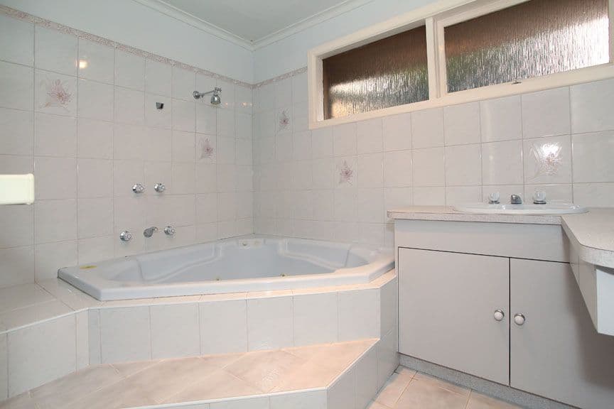 2 Apple Grove, BAYSWATER VIC 3153, Bayswater - Thumbnail 8