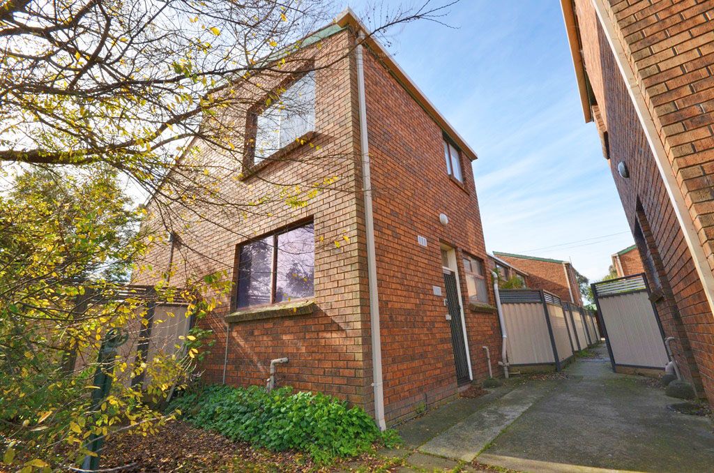 25 Learmonth Street, ALFREDTON VIC 3350, Alfredton - Image 1