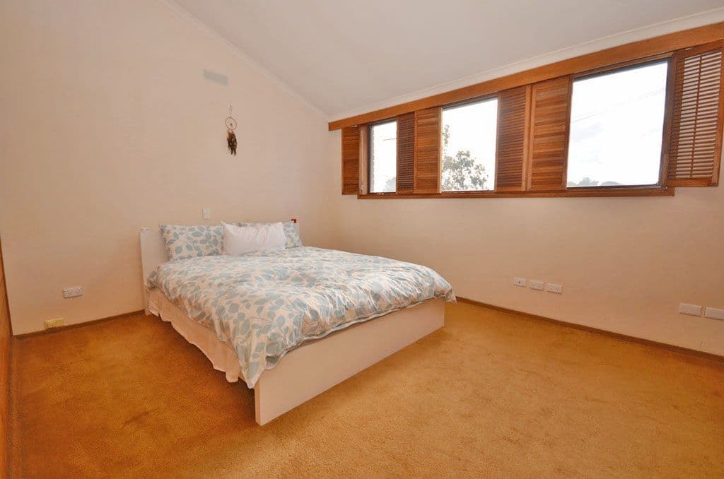 25 Learmonth Street, ALFREDTON VIC 3350, Alfredton - Thumbnail 4