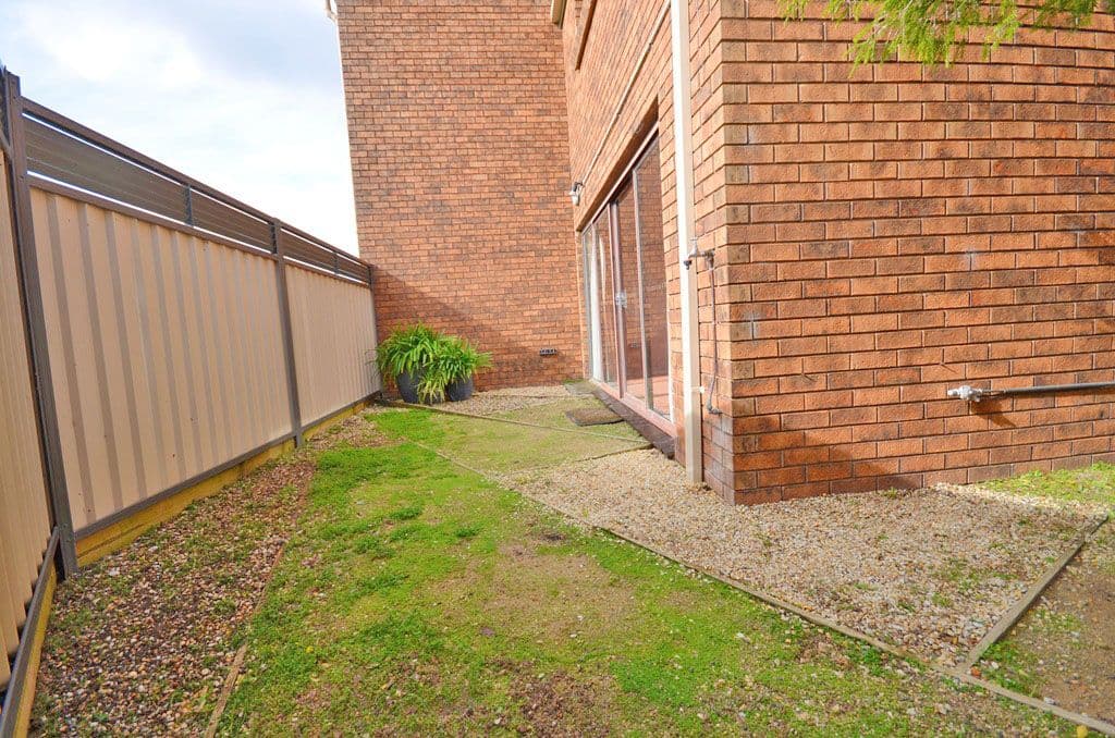 25 Learmonth Street, ALFREDTON VIC 3350, Alfredton - Thumbnail 7