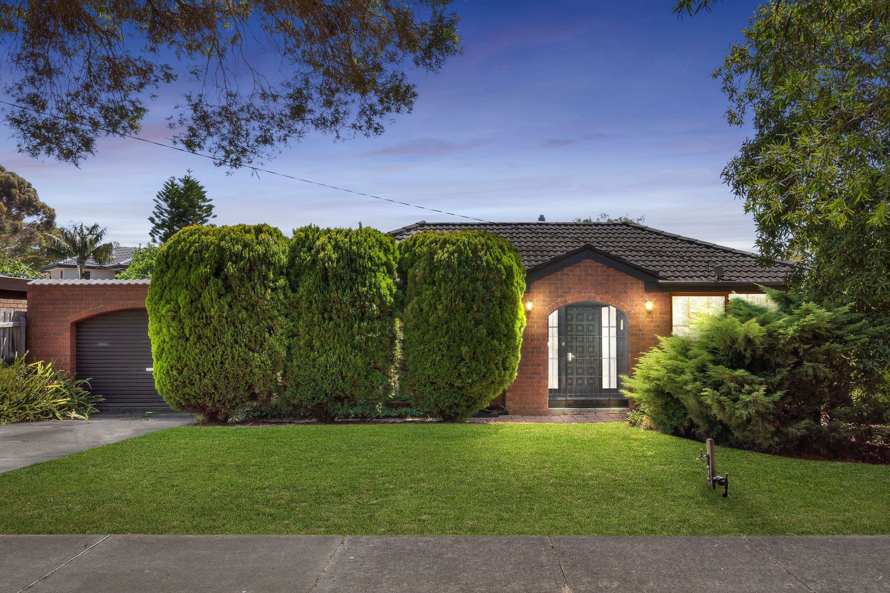 15 Glen Barry Road, Wantirna VIC 3152, Wantirna - Image 1