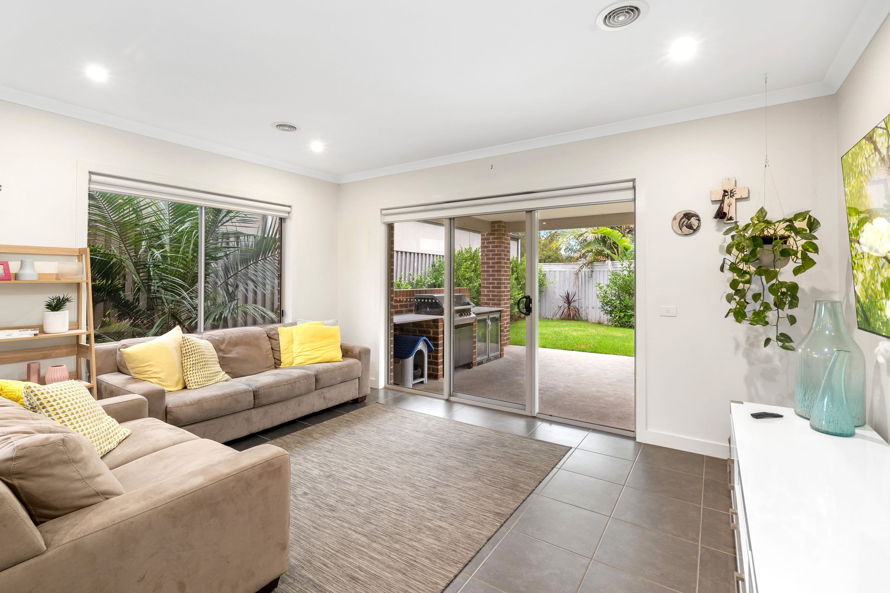 23 Gravillia Grove, Wantirna South VIC 3152, Wantirna South - Thumbnail 5