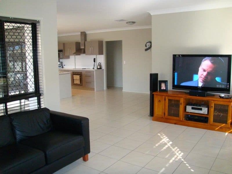 46 Codrington Circuit, PACIFIC PINES QLD 4211, Pacific Pines - Thumbnail 4