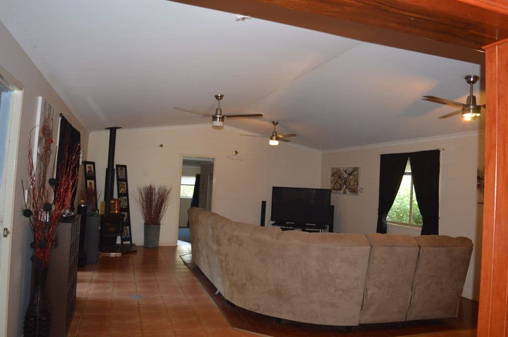 48 Tibrogargan Drive, Beerburrum QLD 4517, Beerburrum - Thumbnail 4
