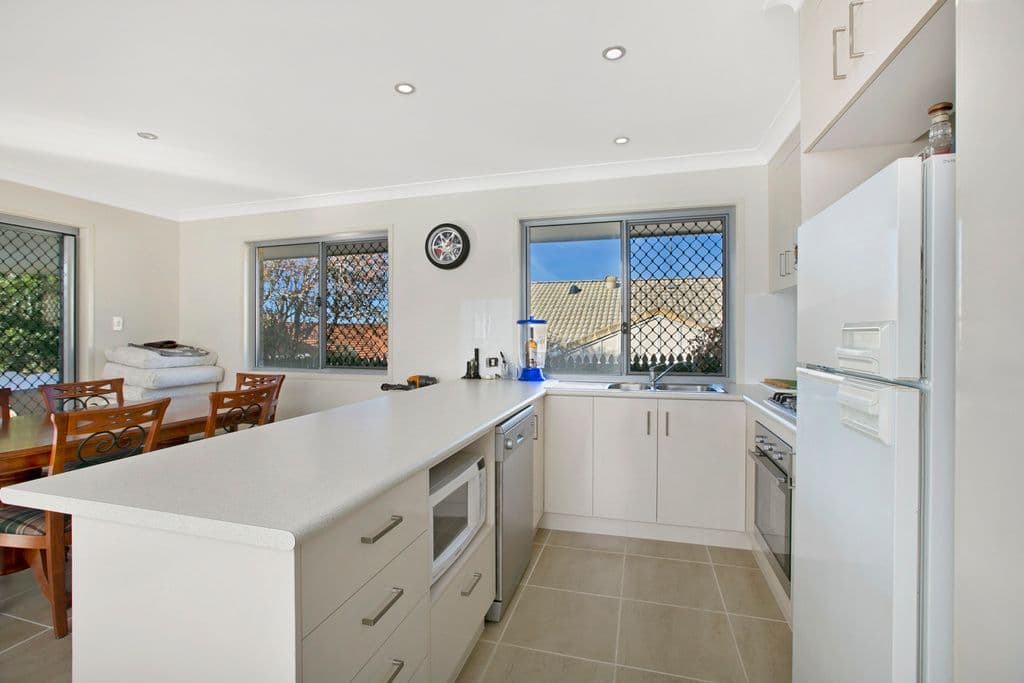 14 Arthur Street, ORMISTON QLD 4160, Ormiston - Thumbnail 4