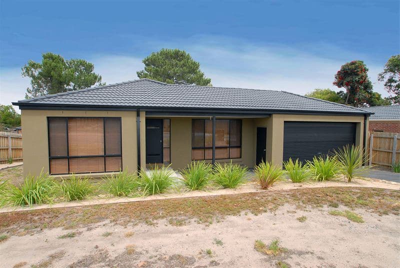 10  Ella Paige Place, CARRUM DOWNS VIC 3201, Carrum Downs - Thumbnail 2