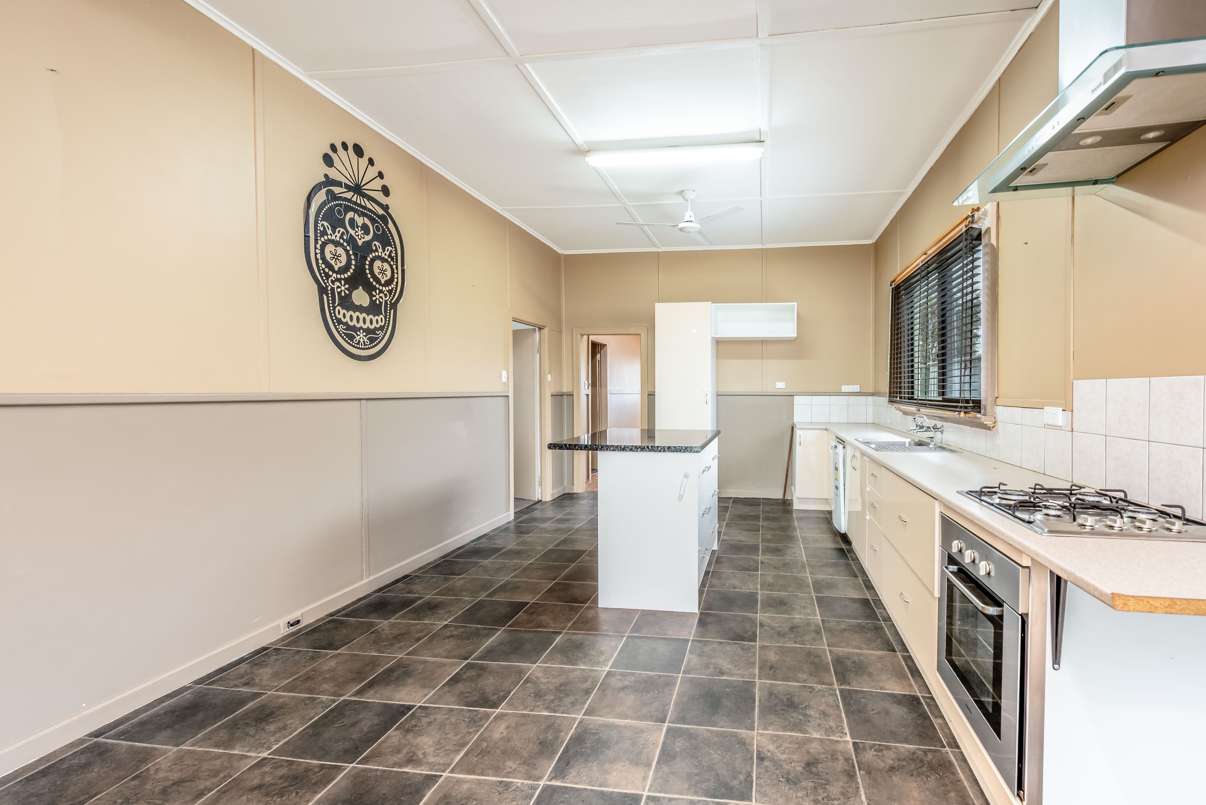 239 Sixth Street, Wonthella WA 6530, Wonthella - Thumbnail 2