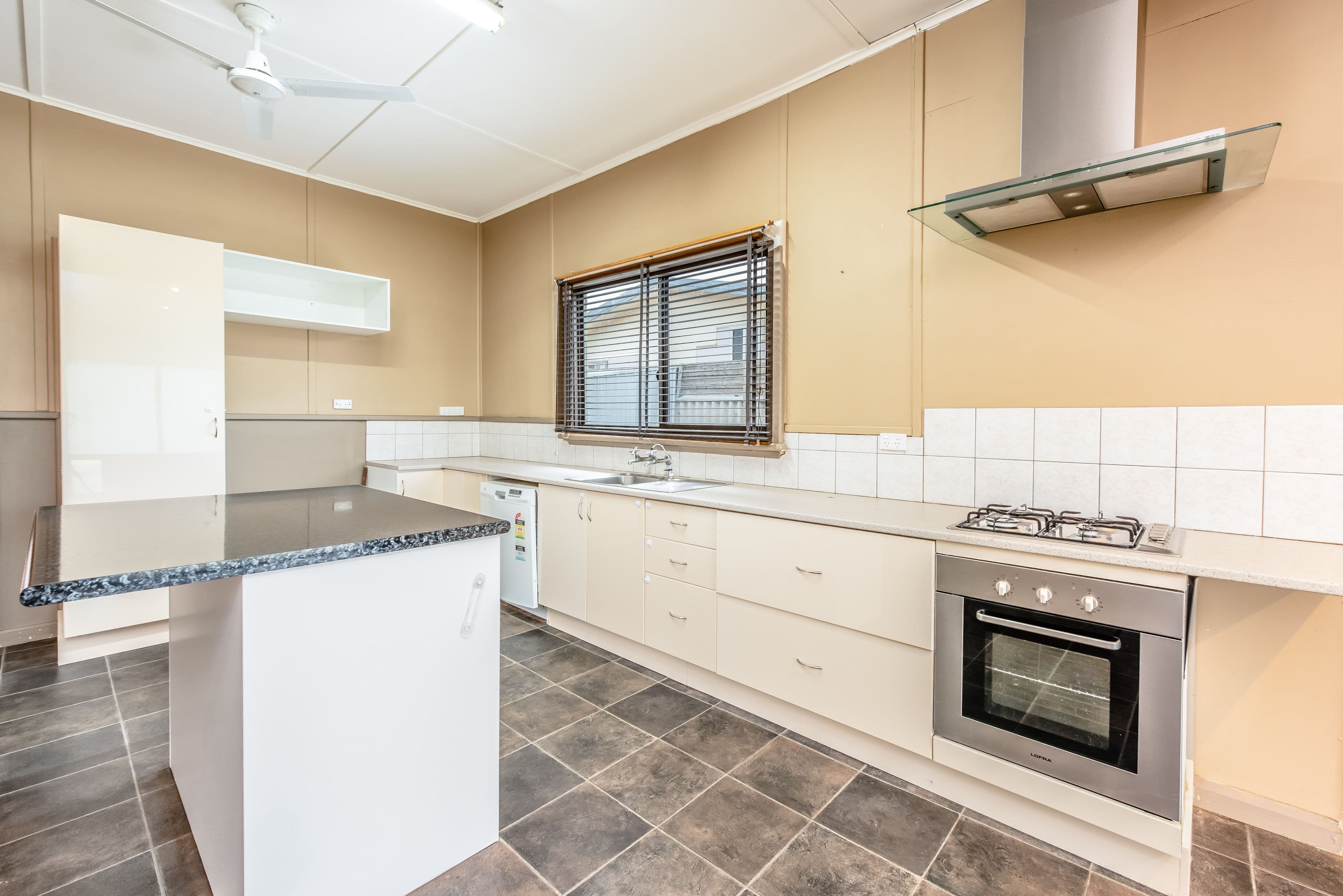 239 Sixth Street, Wonthella WA 6530, Wonthella - Thumbnail 3