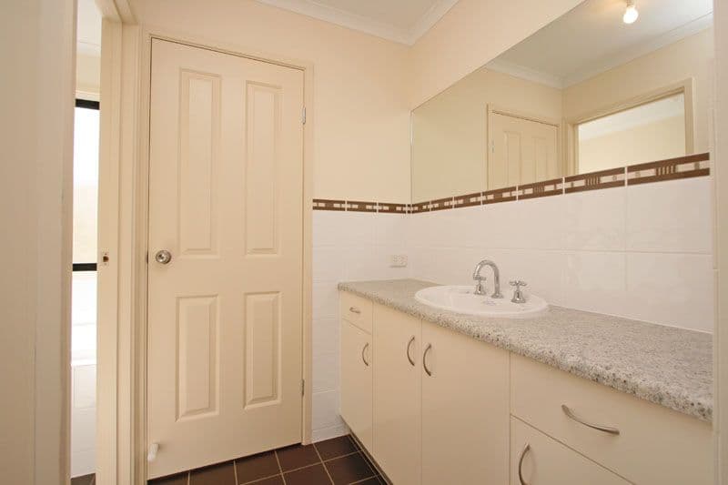 2 HARRY COURT (OFF ISABEL RD), Munno Para West SA 5115, Munno Para West - Thumbnail 4