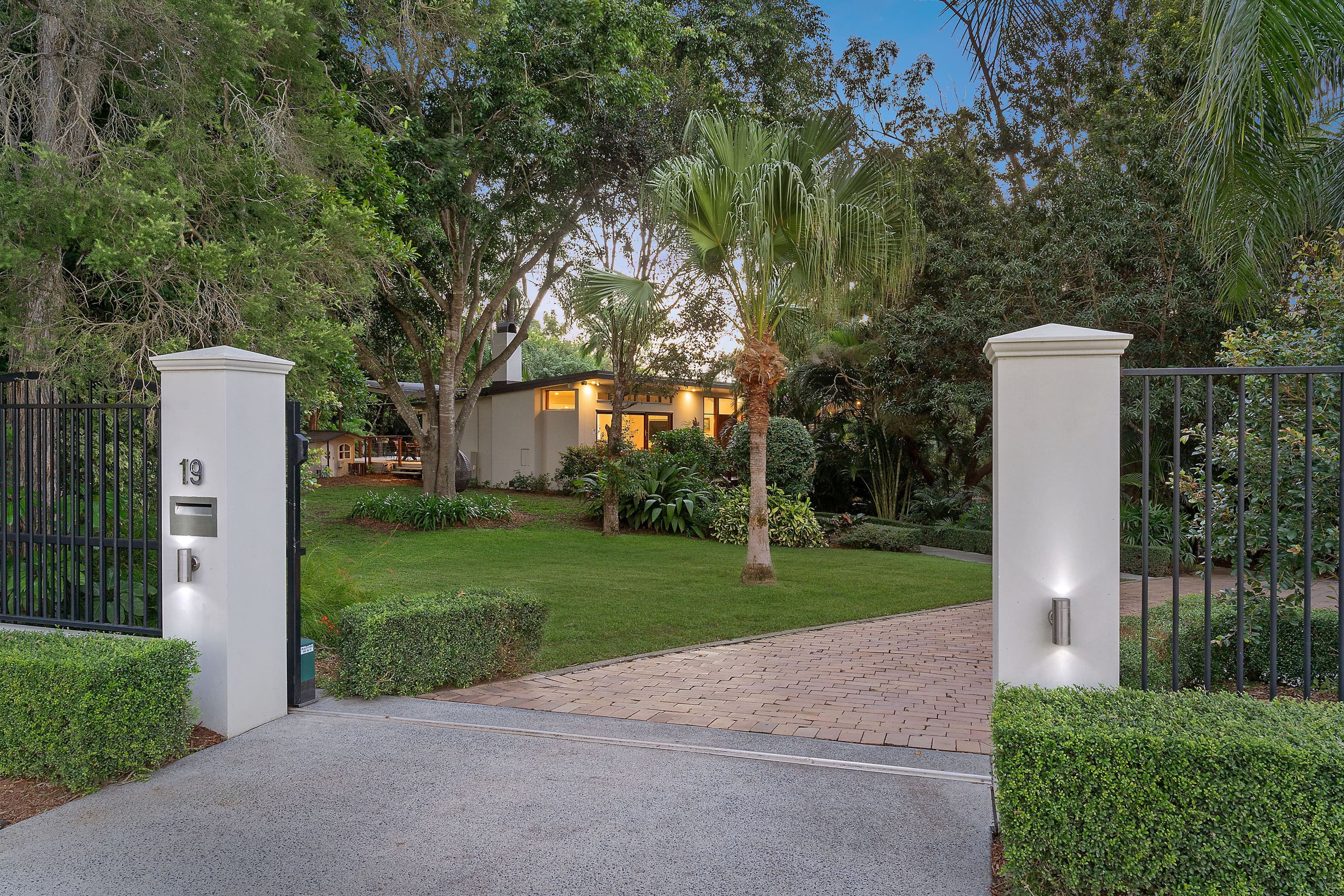 19 Scenic Road, Kenmore QLD 4069, Kenmore - Image 1