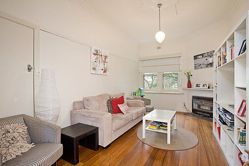 82 Kerferd Street, ESSENDON NORTH VIC 3041, Essendon North - Thumbnail 2