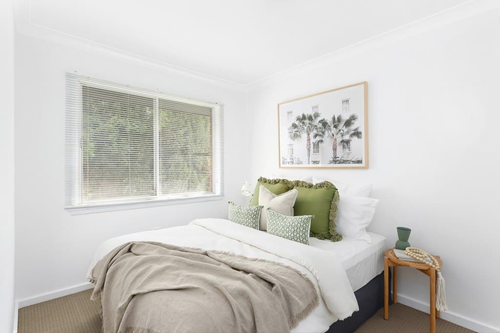 2/58 Robertson Street, Coniston - Thumbnail 4