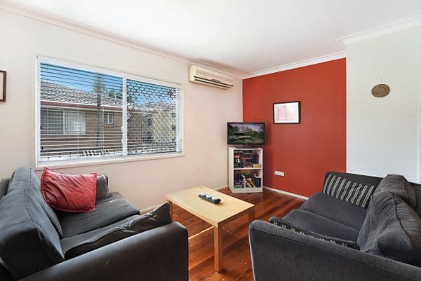 19 Darrambal Street, Chevron Island QLD 4217, Chevron Island - Thumbnail 4