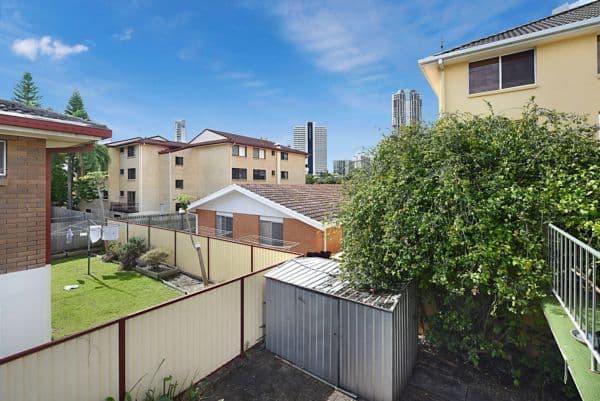 19 Darrambal Street, Chevron Island QLD 4217, Chevron Island - Thumbnail 7