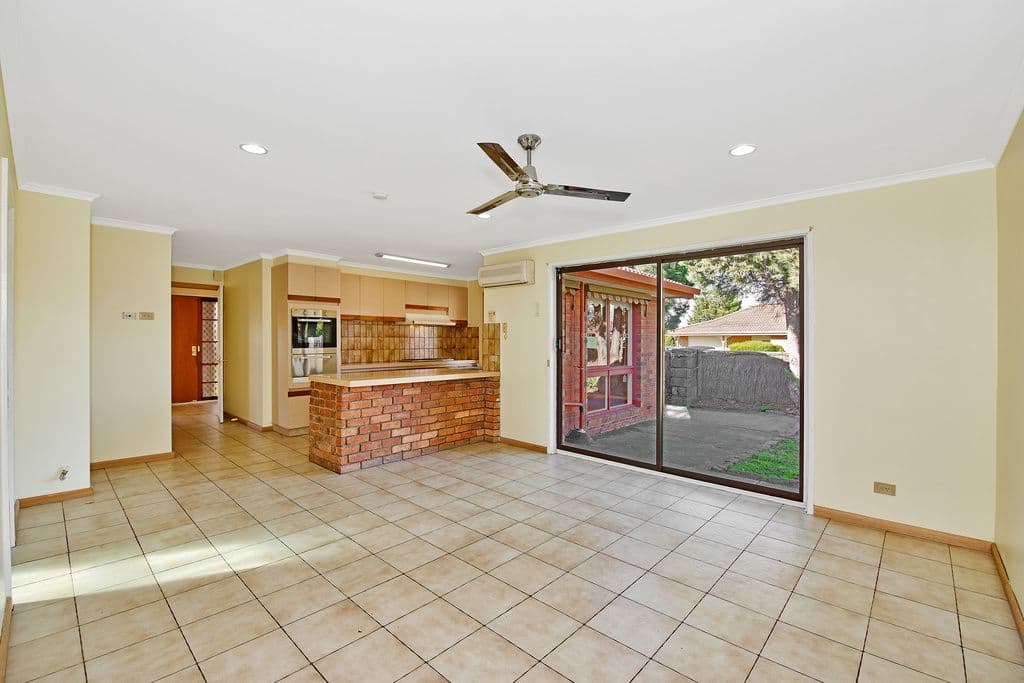9 Glendale Avenue, Epping VIC 3076, Epping - Thumbnail 4