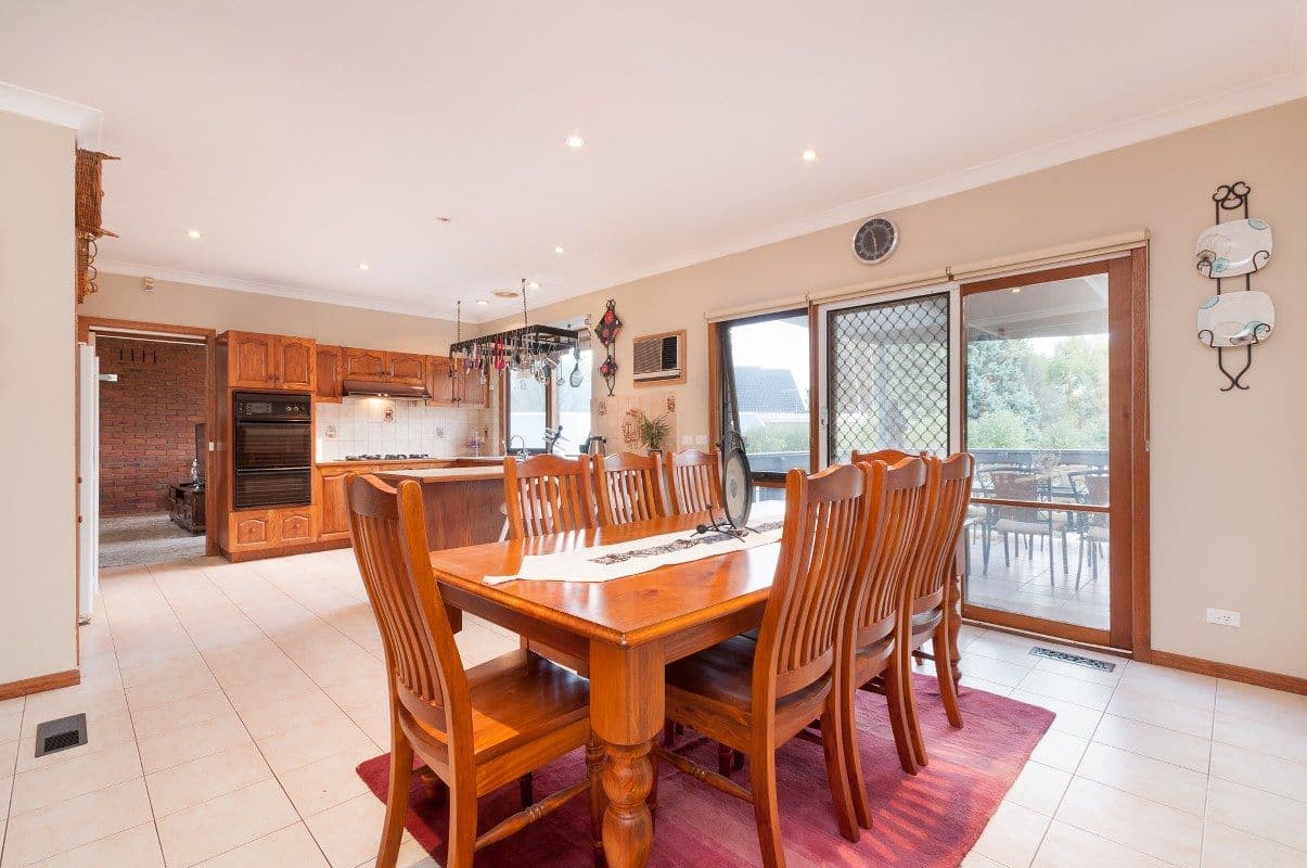 10 Berwick Place, GREENVALE VIC 3059, Greenvale - Thumbnail 7
