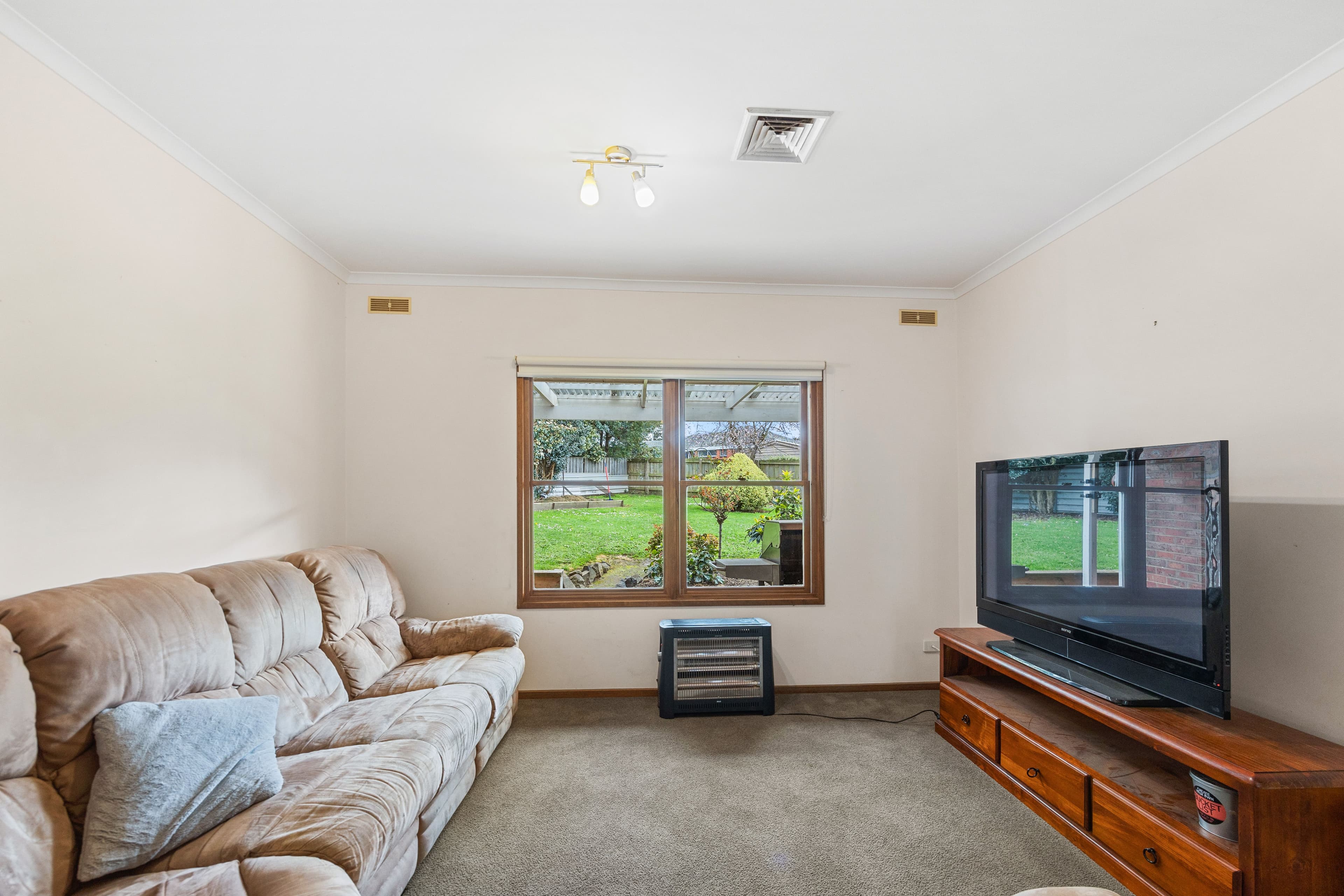 13 Noel Court, Leongatha VIC 3953, Leongatha - Thumbnail 7