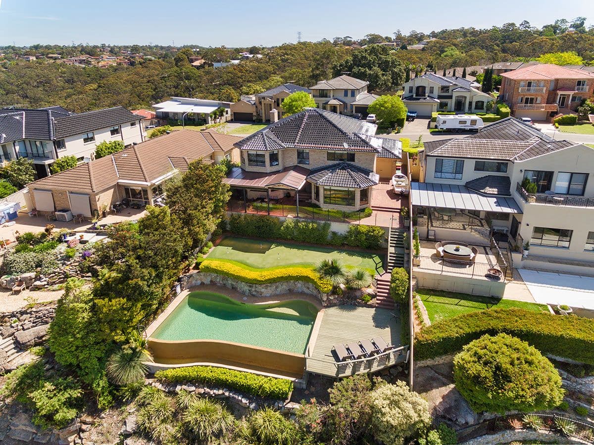 12 Doyle Street, Barden Ridge - Thumbnail 2