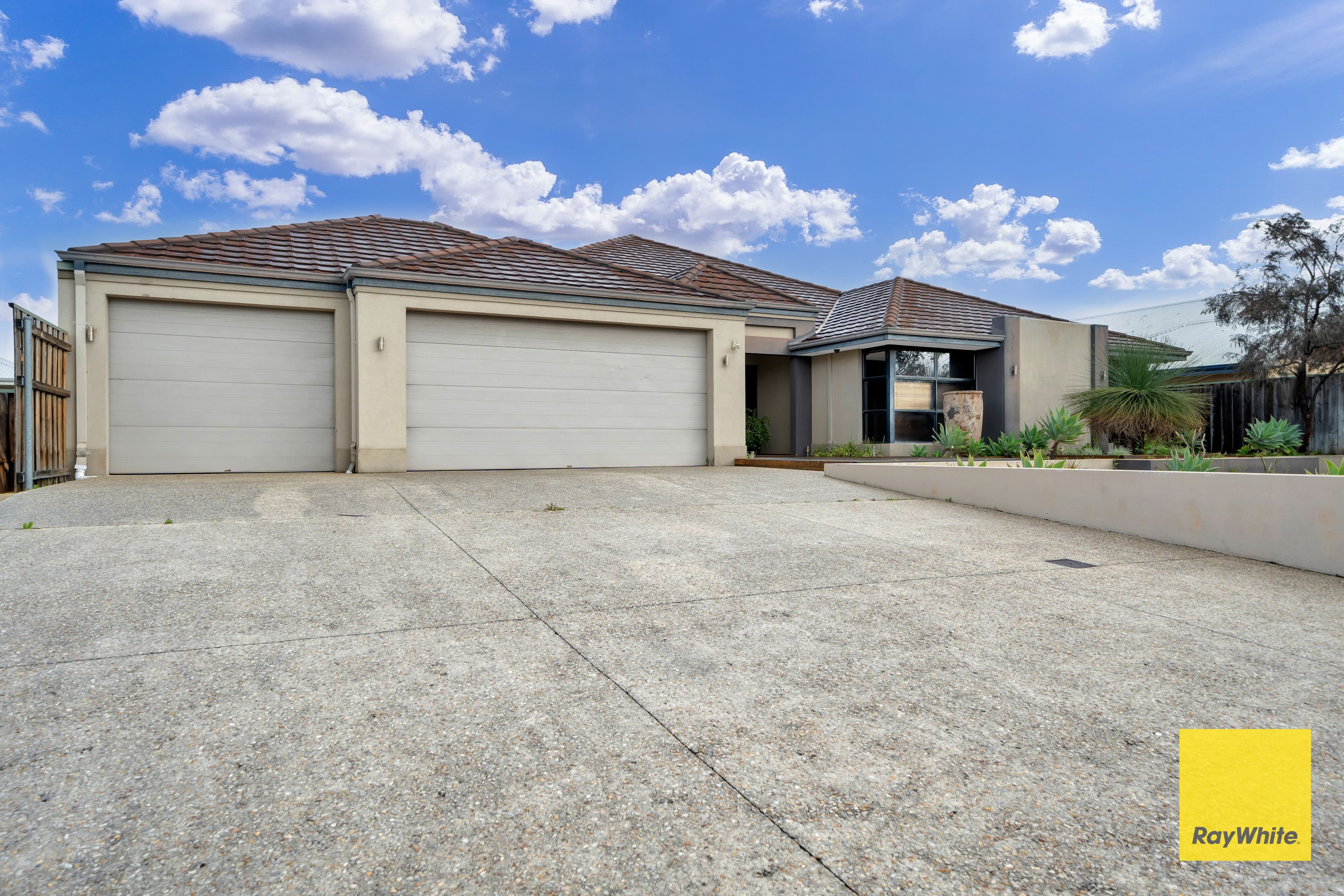 9 Farnborough Parkway, The Vines WA 6069, The Vines - Thumbnail 2